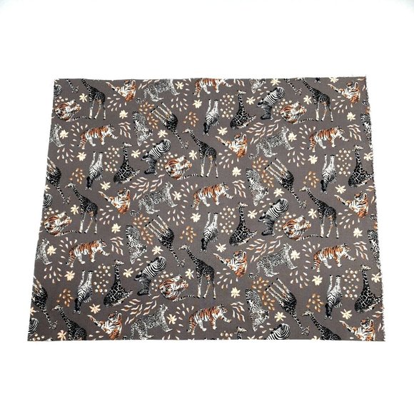 Jungle Animal Zoo Fat Quarter Fabric Square 100% Cotton 18" x 21" Minimum Cut - Picture 1 of 6